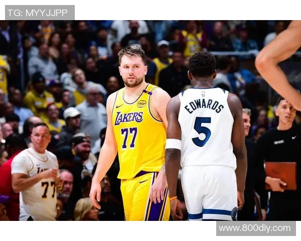 湖人主场迎战森林狼争夺季后赛席位的关键对决 湖人主场迎战森林狼争夺季后赛席位的关键对决